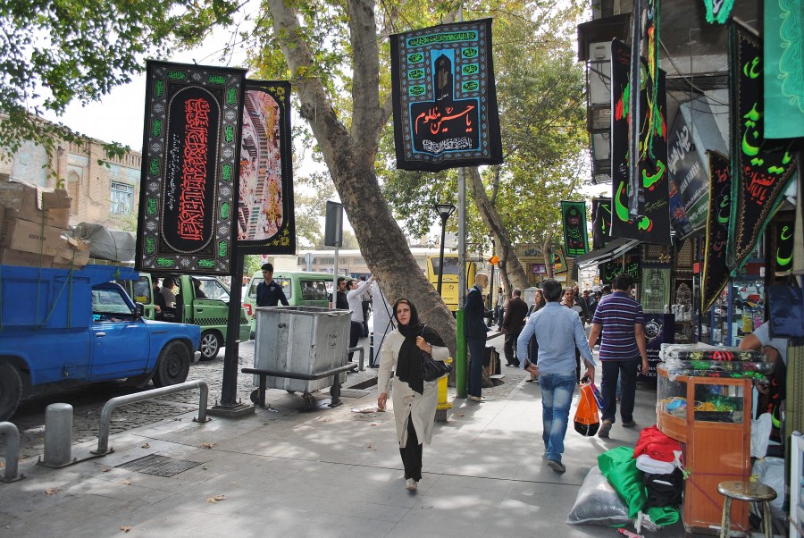 Ulica w Teheranie. Iran.