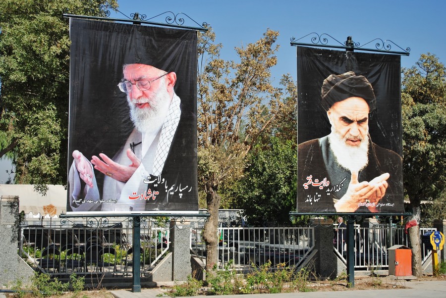 In Iran there are many posters depicting spiritual leaders. Here we can see Ali Khamenei and Ruhollah Khomeini.