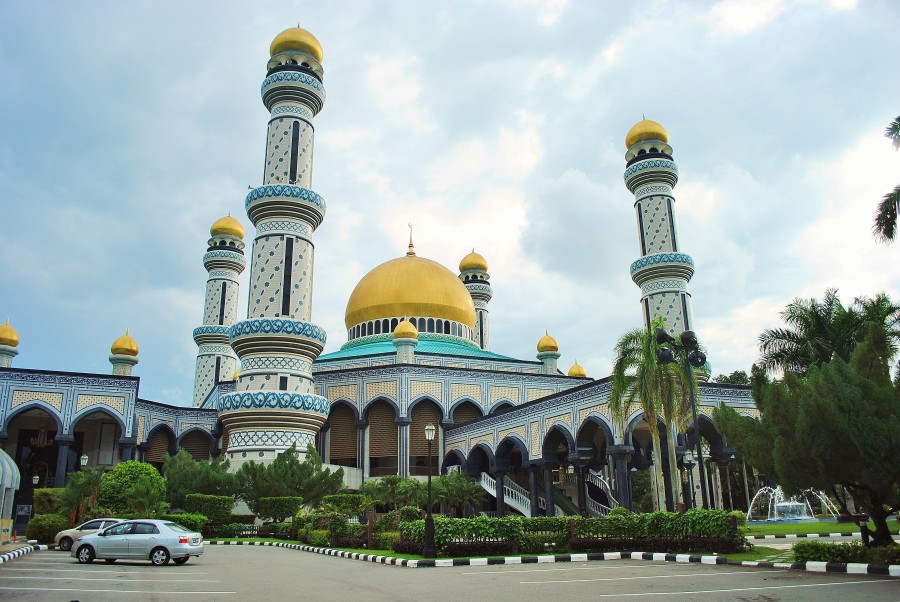 Meczet Jame`Asr Hassanil Bolkiah w Bandar Seri Begawan. Brunei.