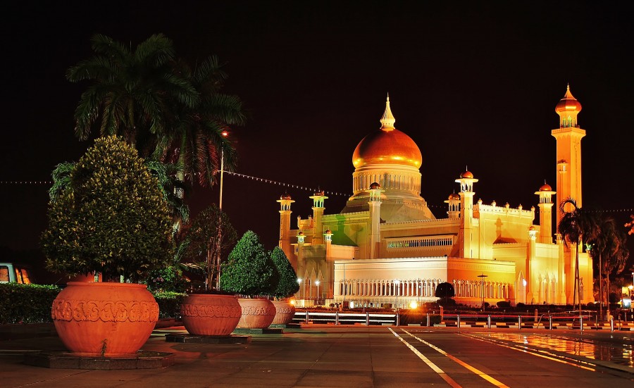 , Brunei, Kompas Travel