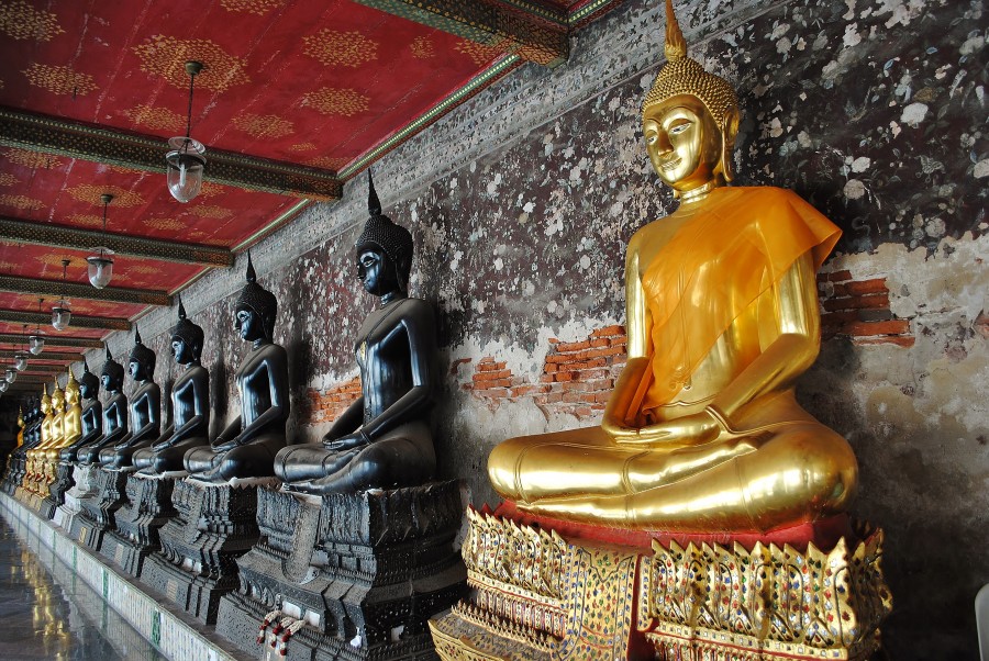Wszechobecny Budda. Bangkok. Tajlandia.