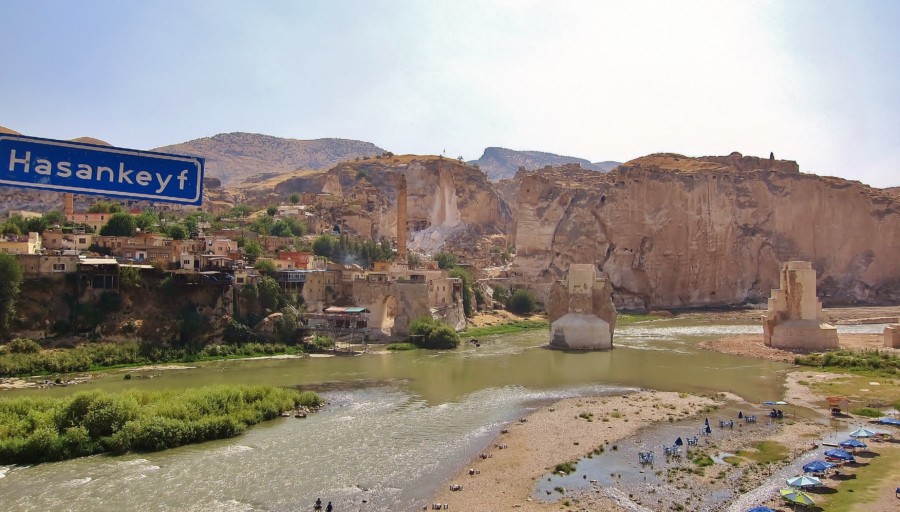View of the river at Hasankeyf.