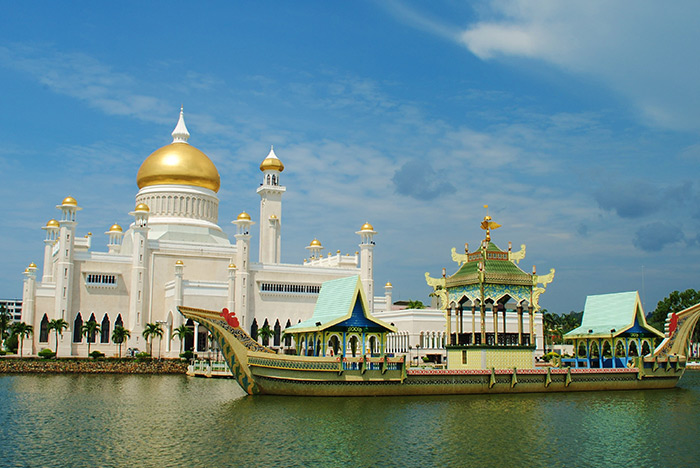 , Wycieczka do Sułtanatu Brunei, Kompas Travel