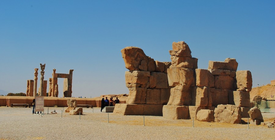 Persepolis- ruiny antycznej stolicy Imperium Perskiego. Podróż po Iranie.