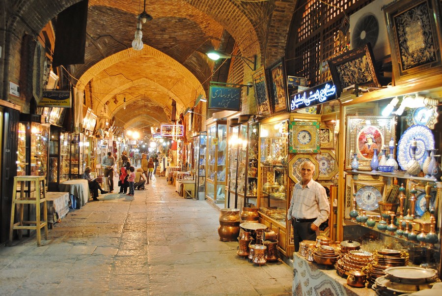 Tradycyjny perski bazar w Esfahan.
