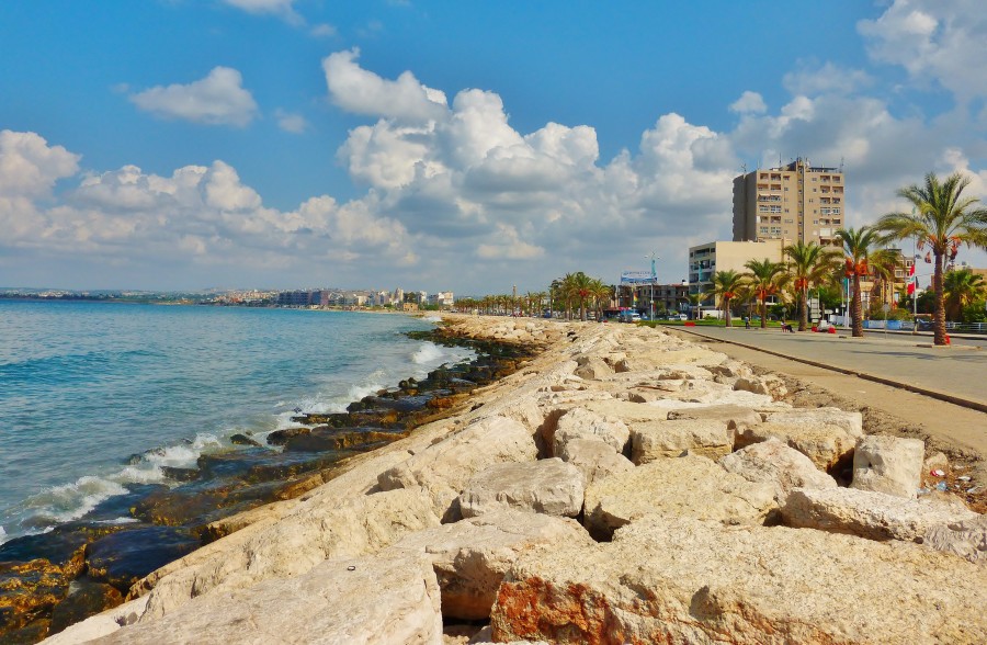 Liban; Corniche w Tyre.