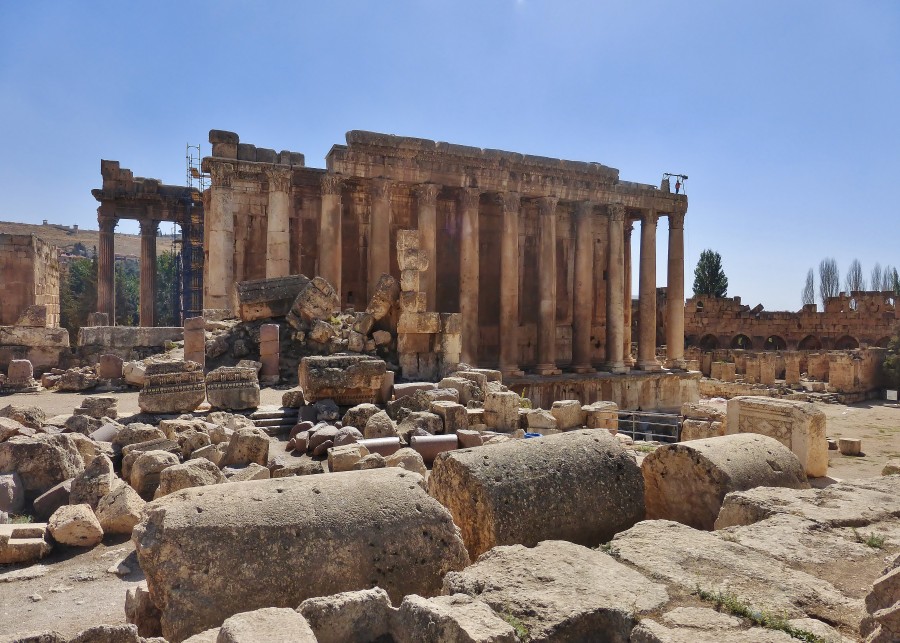 Liban - rzymskie ruiny w Baalbek. Dodatkową atrakcją tego miejsca jest opieka Hezbollahu.