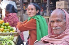 Nepal - na bazarze.