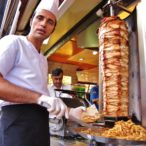 Turcja - sprzedawca kebabów.
