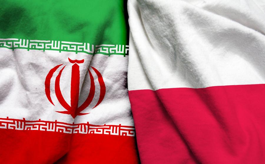 Flagi Polski i Iranu. 