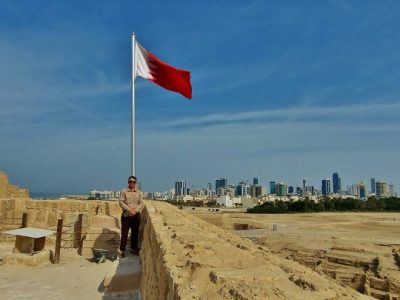 Bahrain fort Bahrain flag