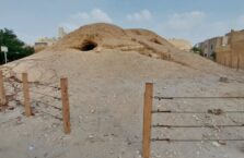 Bahrain burial mounds (13)